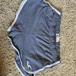 grey hollister shorts